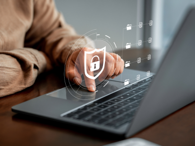 Mantente alerta ante mensajes sospechosos, y usa siempre nuestros canales oficiales. Actualiza tu contraseña regularmente